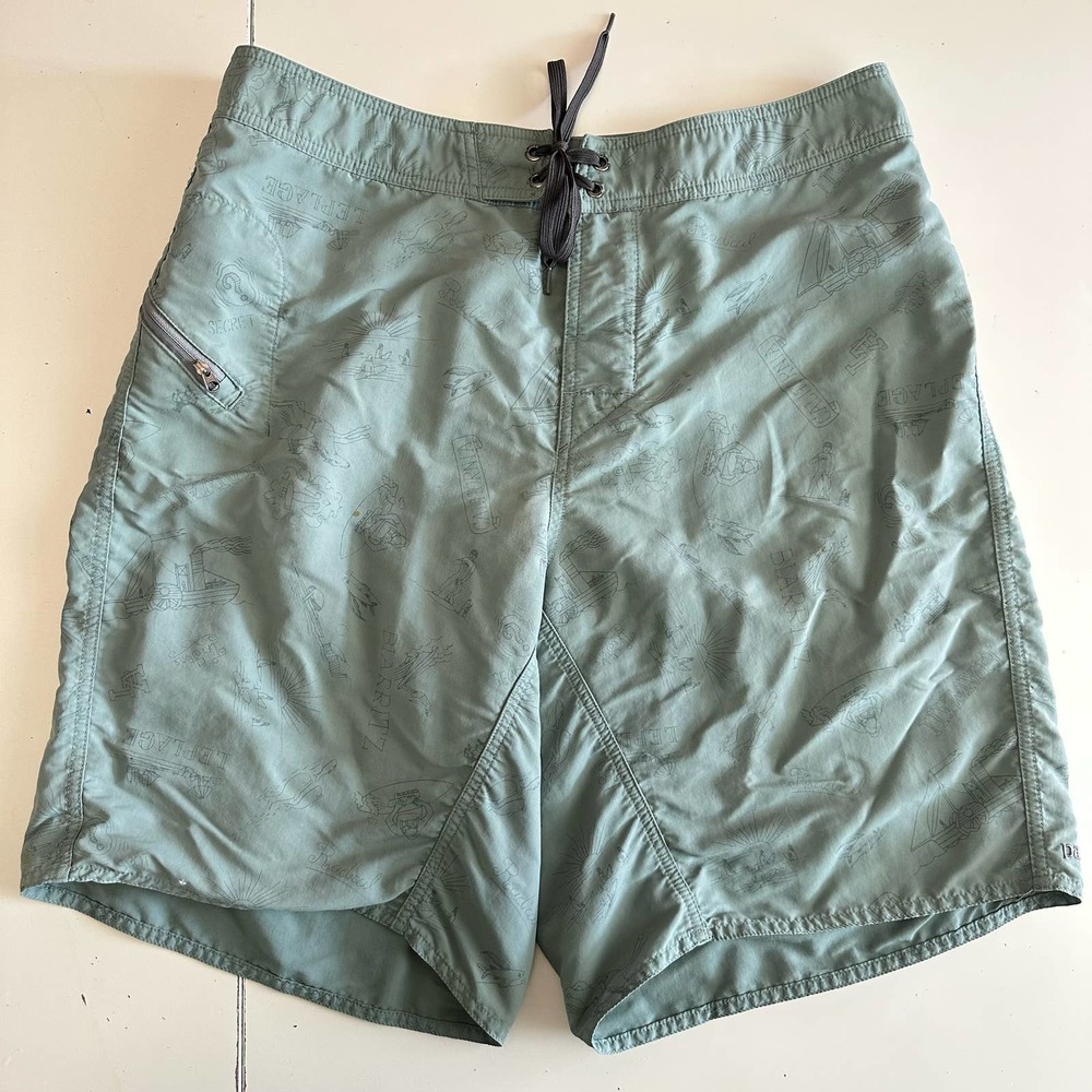Vintage Patagonia green boardshorts beach print size 34